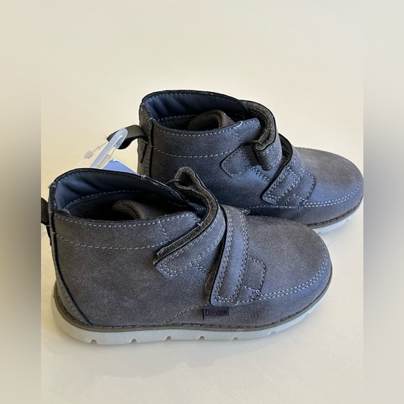 OshKosh B'gosh Other - OshKosh B’Gosh toddler boots. Size 9, dark Grey